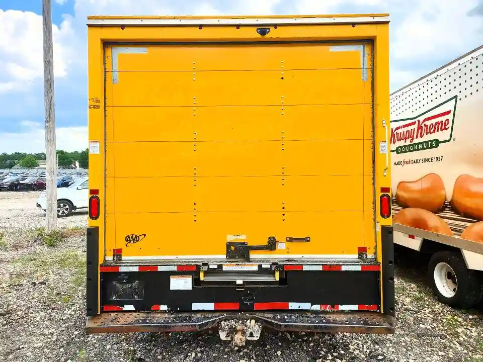7GZ37TC77MN007770 2021 GMC SAVANA-5