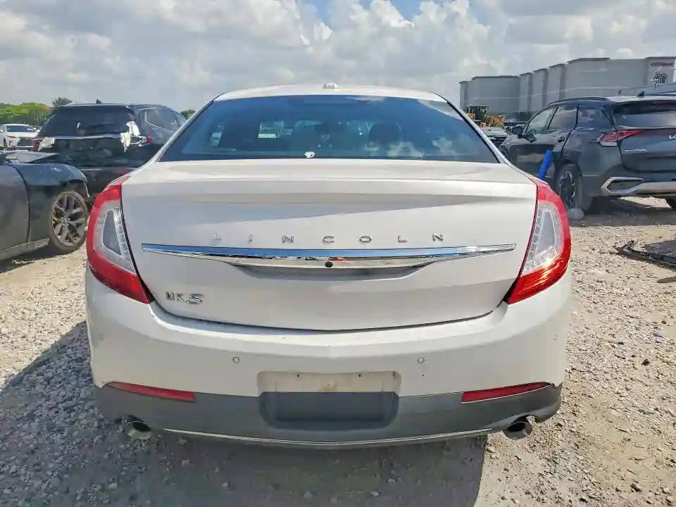 1LNHL9DK7FG607115 2015 LINCOLN MKS-5
