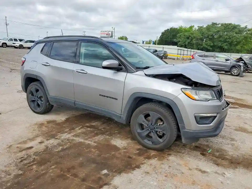 3C4NJDBB5KT593045 2019 JEEP COMPASS-3