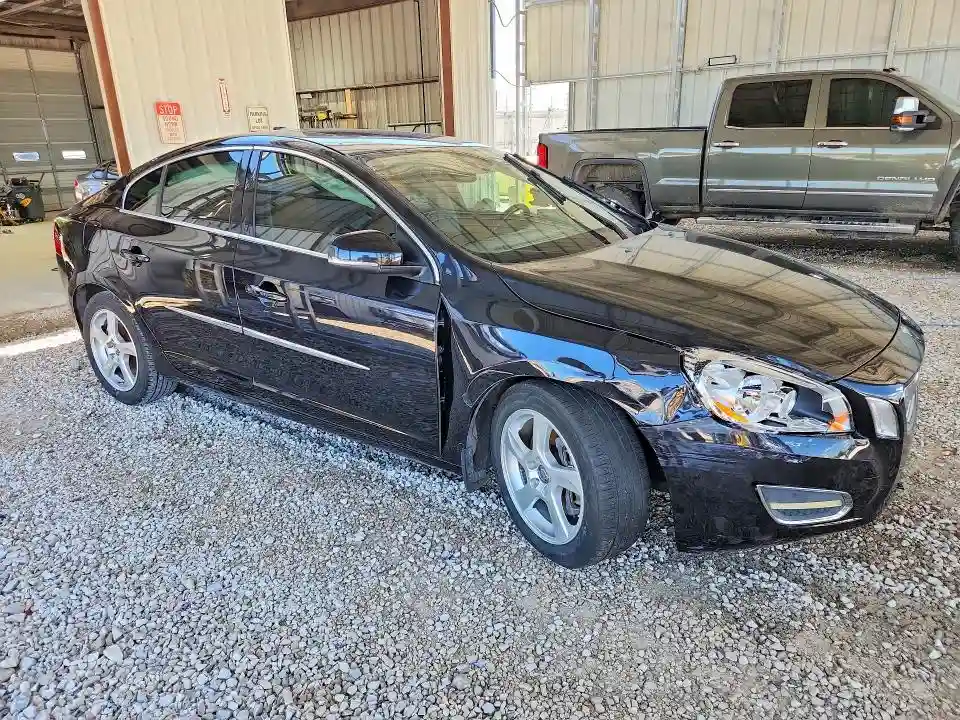 YV1622FS0C2103060 2012 VOLVO S60-3