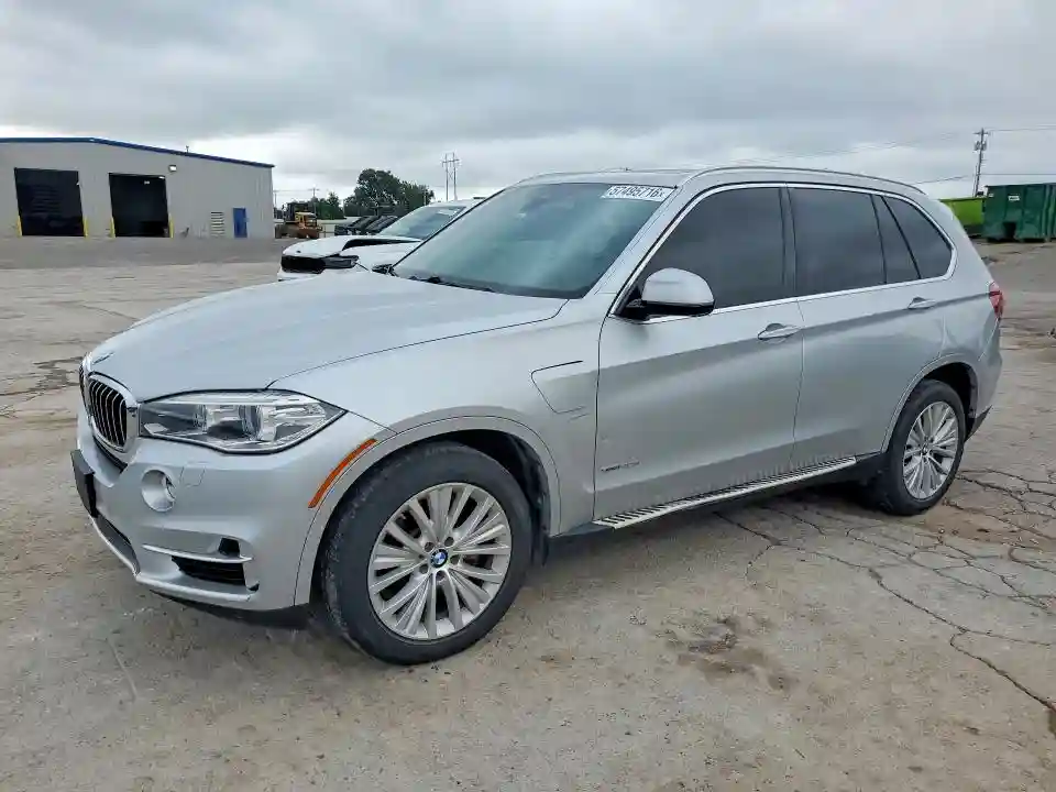 5UXKT0C51G0F74755 2016 BMW X5-0