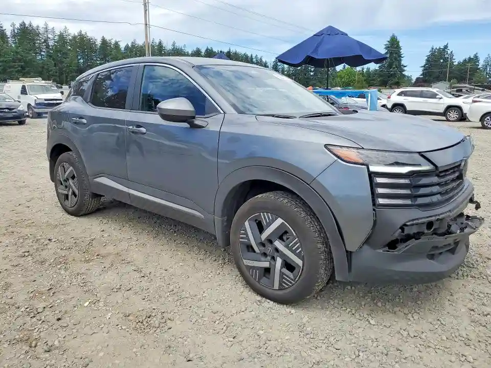 3N8AP6CA4SL427778 2025 NISSAN KICKS-3