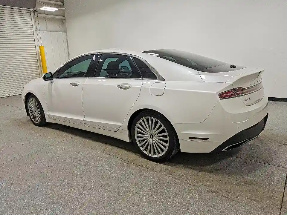 3LN6L5FC6HR611562 2017 LINCOLN MKZ-1