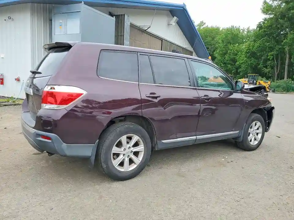 5TDBK3EH5BS069396 2011 TOYOTA HIGHLANDER-2