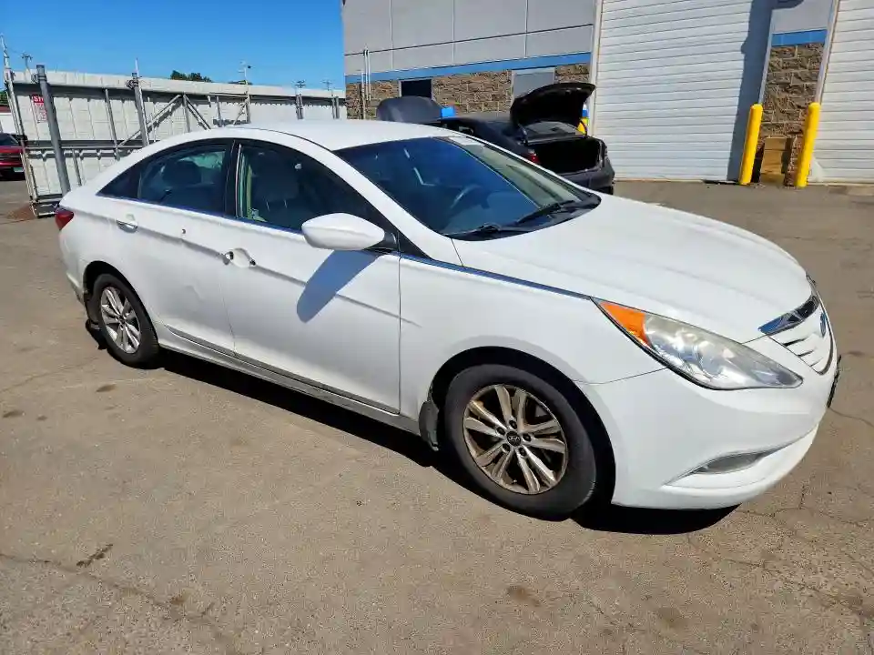 5NPEB4AC6DH785780 2013 HYUNDAI SONATA-3