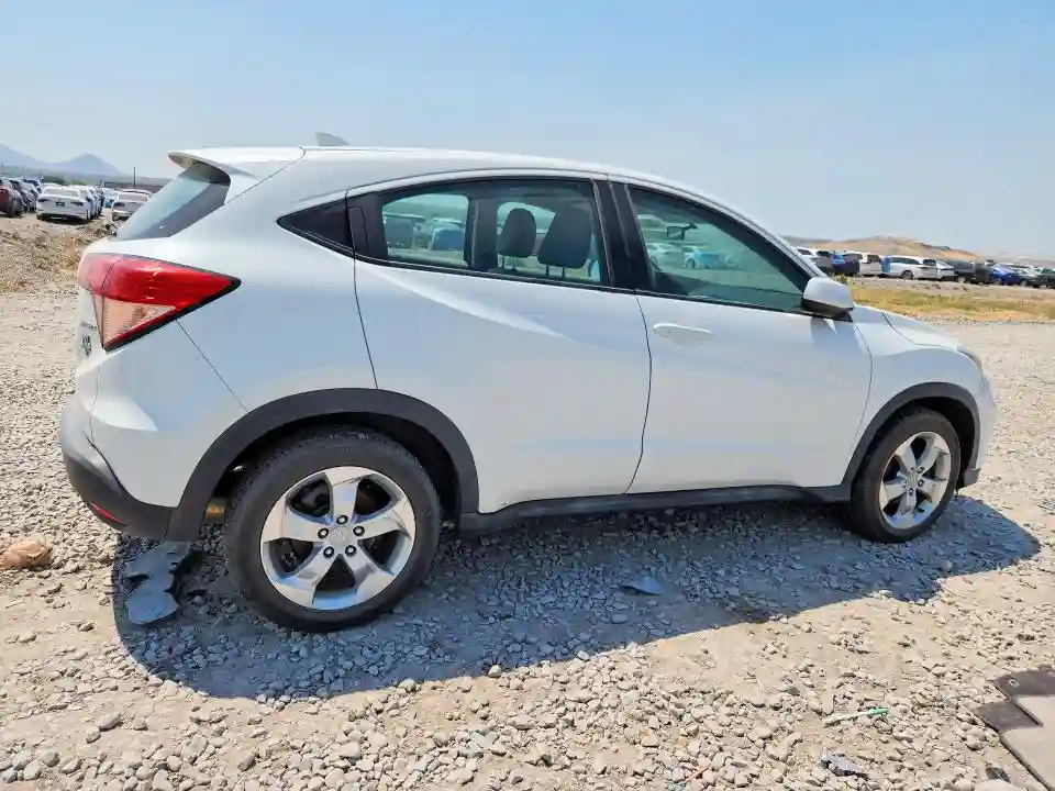 3CZRU6H30GM705699 2016 HONDA HR-V-2