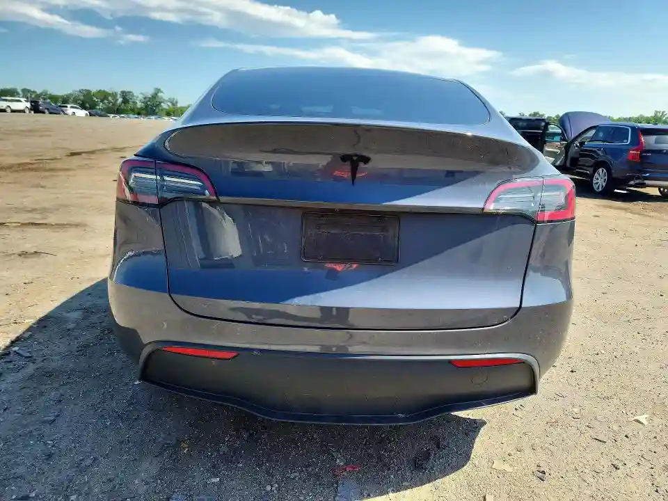 7SAYGDEE0PF608559 2023 TESLA MODEL Y-5