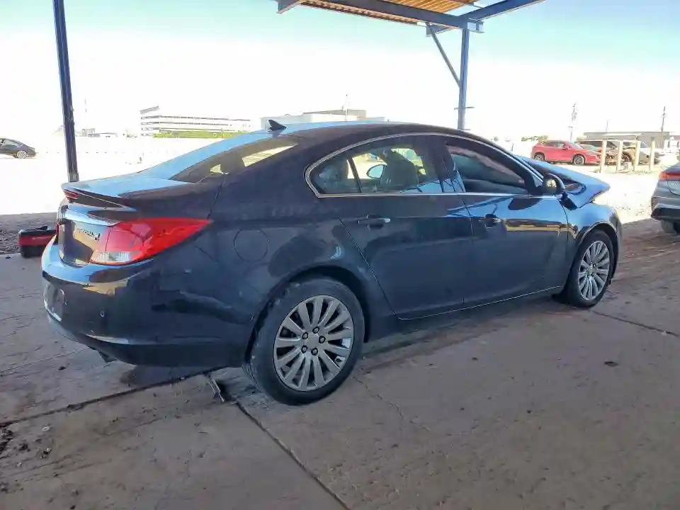 W04GY5GV4B1063745 2011 BUICK REGAL-2