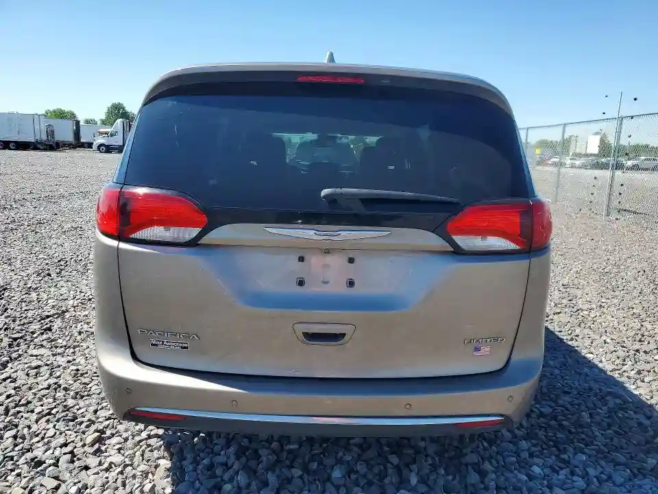 2C4RC1GGXJR125196 2018 CHRYSLER PACIFICA-5