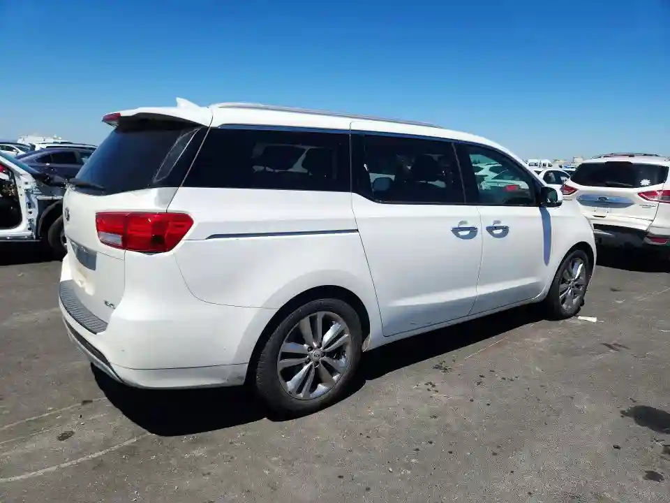 KNDME5C13G6147036 2016 KIA SEDONA-2