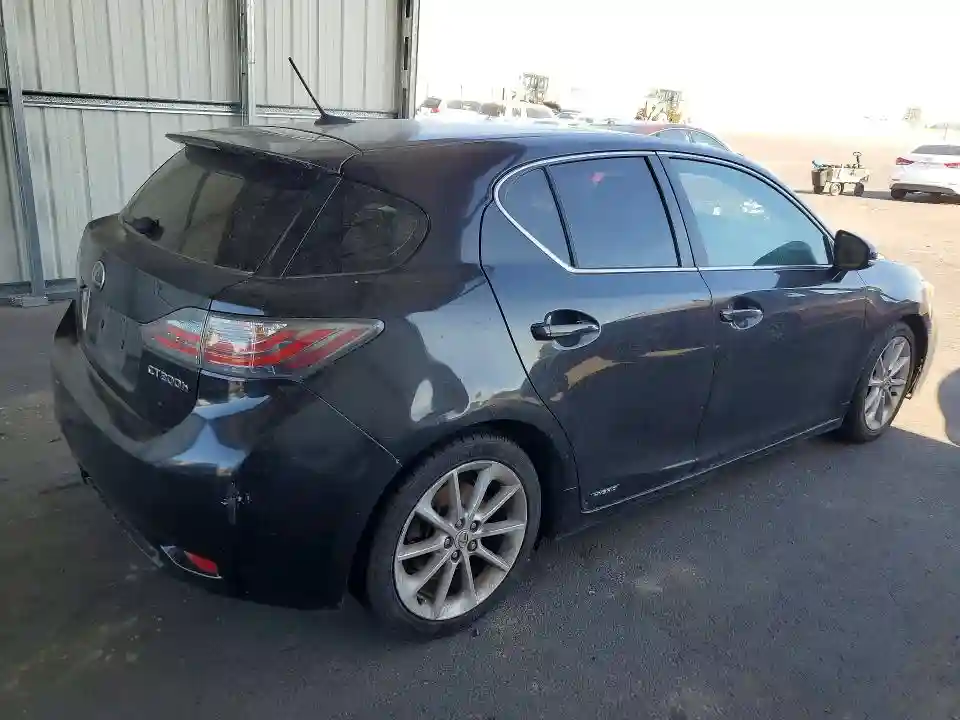 JTHKD5BH9B2046638 2011 LEXUS CT 200-2
