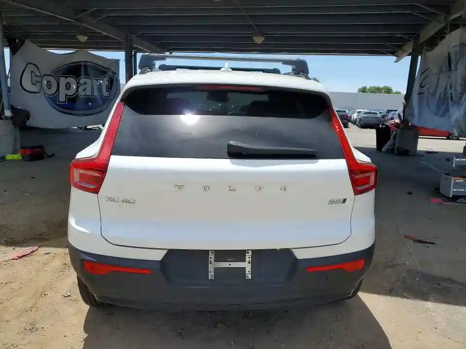 YV4L12UC4S2527196 2025 VOLVO XC40-5