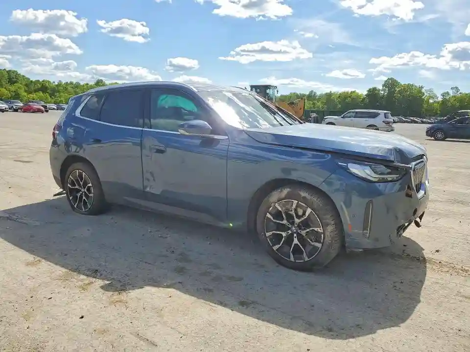 5UX53GP06S9Y72093 2025 BMW X3-3