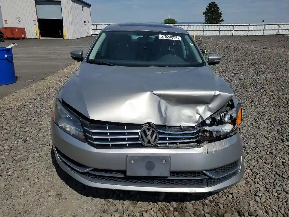 1VWBN7A34DC145281 2013 VOLKSWAGEN PASSAT-4