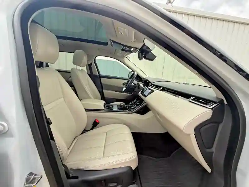 SALYB2RX5JA776122 2018 LAND ROVER RANGEROVER-4