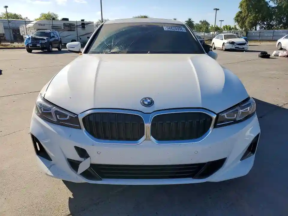 3MW39FS00P8C96654 2023 BMW 3 SERIES-4