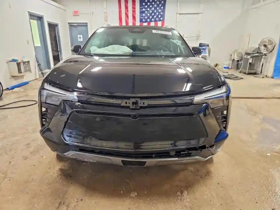 3GNKDBRJXRS223194 2024 CHEVROLET BLAZER-4