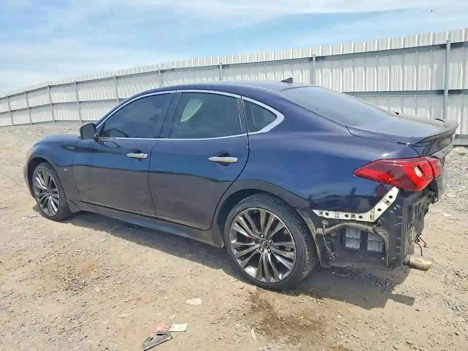JN1BY1AR5GM270190 2016 INFINITI Q70-1