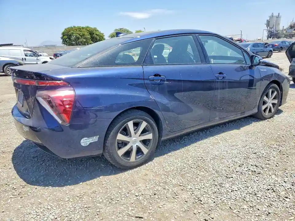 JTDBVRBD7GA000354 2016 TOYOTA COROLLA-2