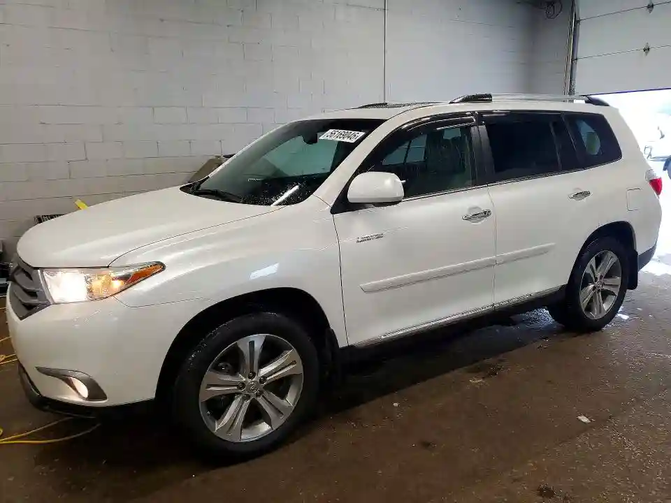 5TDDK3EH0BS047797 2011 TOYOTA HIGHLANDER-0