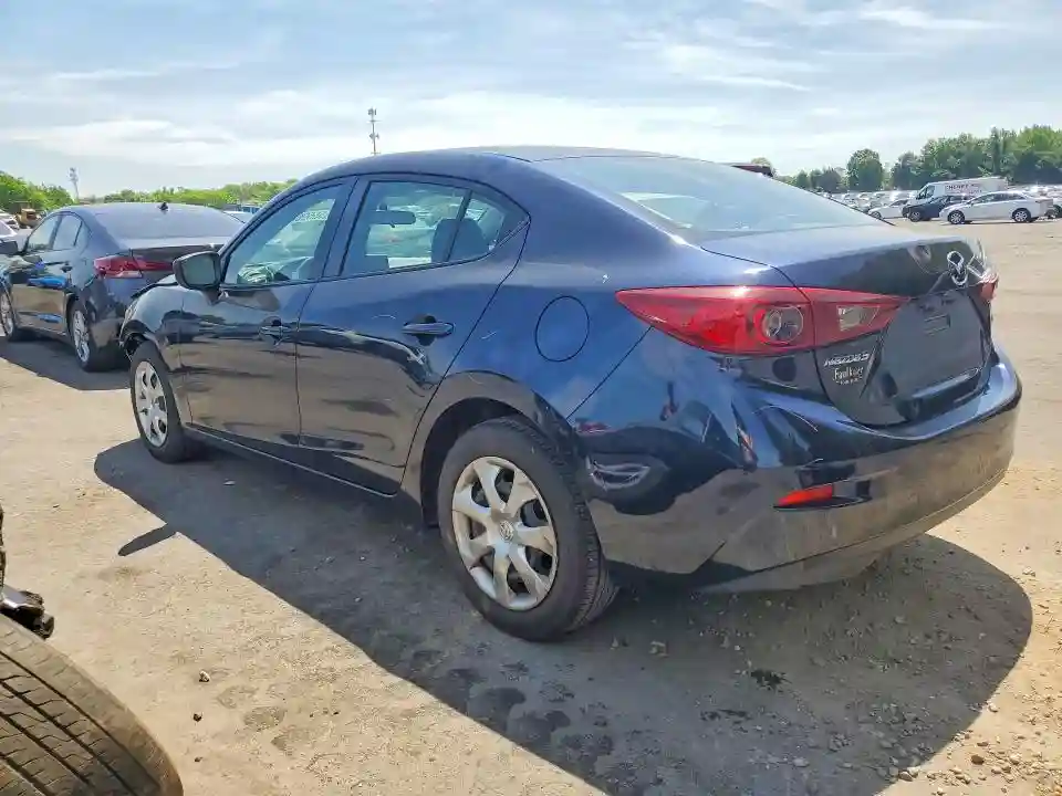 JM1BM1T79G1298323 2016 MAZDA 3-1
