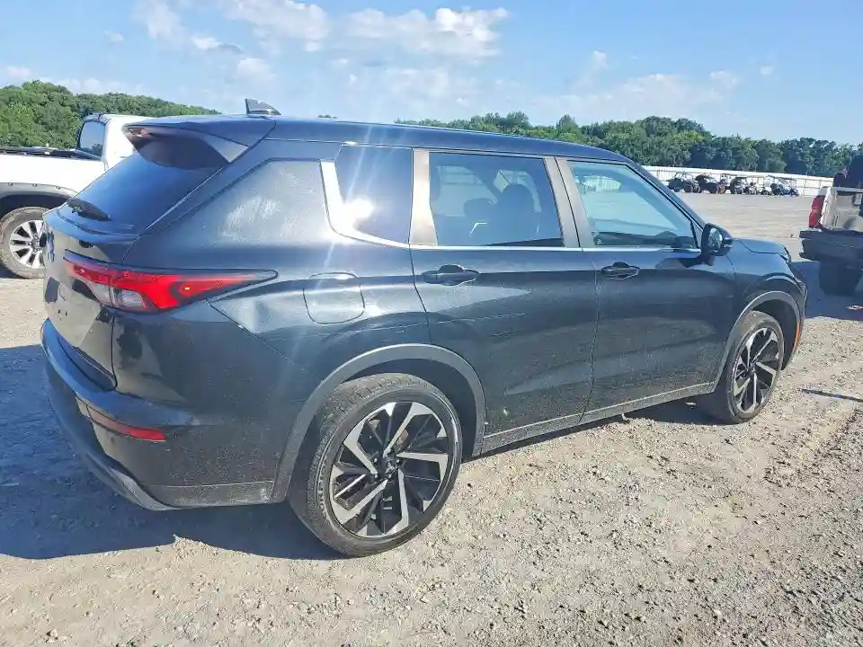 JA4J4TA81NZ001928 2022 MITSUBISHI OUTLANDER-2