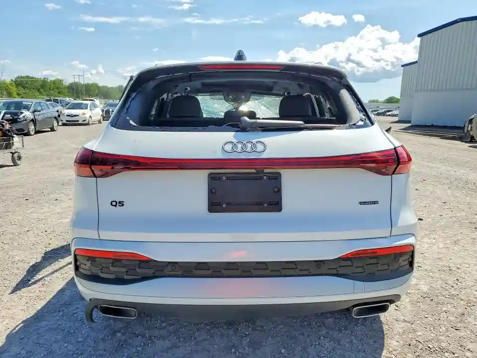 WA12AAGU4S2017695 2025 AUDI Q5-5