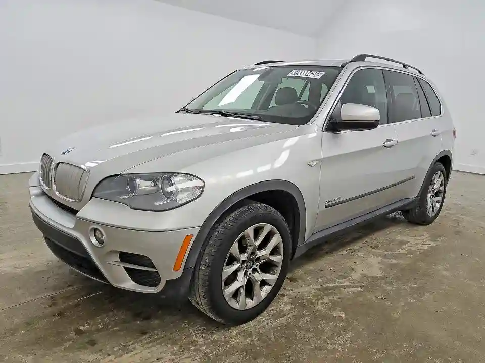 5UXZV4C53D0E00908 2013 BMW X5-0