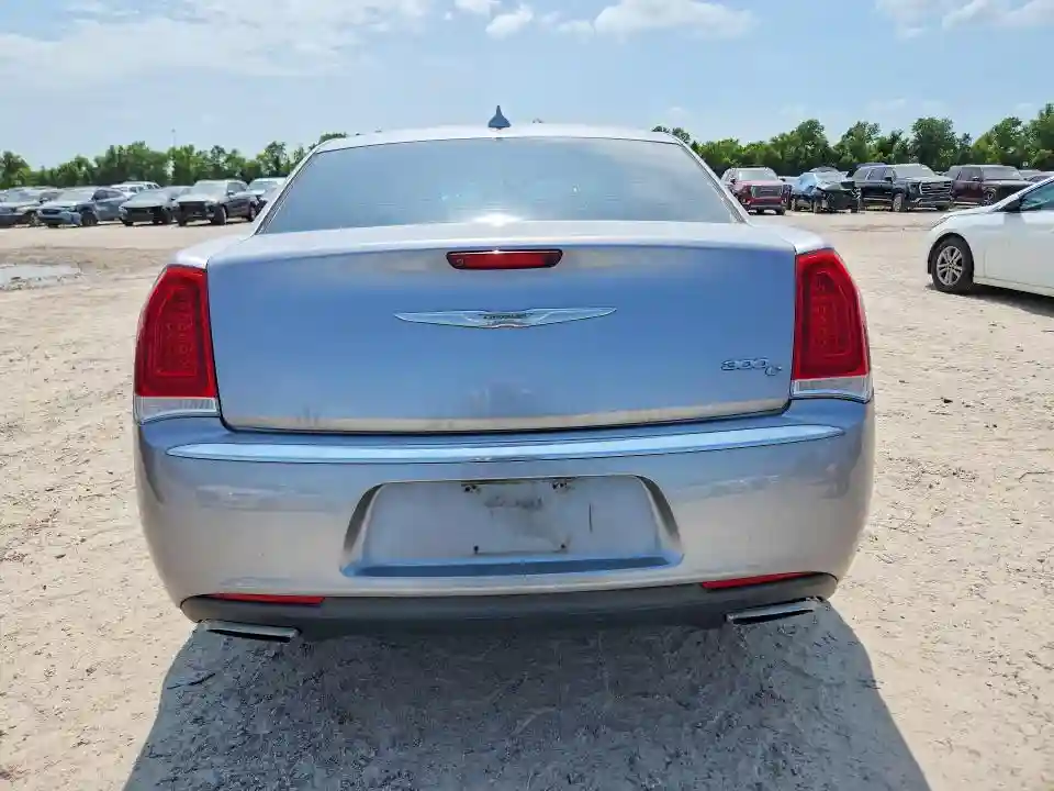 2C3CCAEG2GH123633 2016 CHRYSLER 300-5