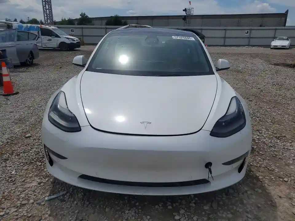 5YJ3E1EB1NF315154 2022 TESLA MODEL 3-4