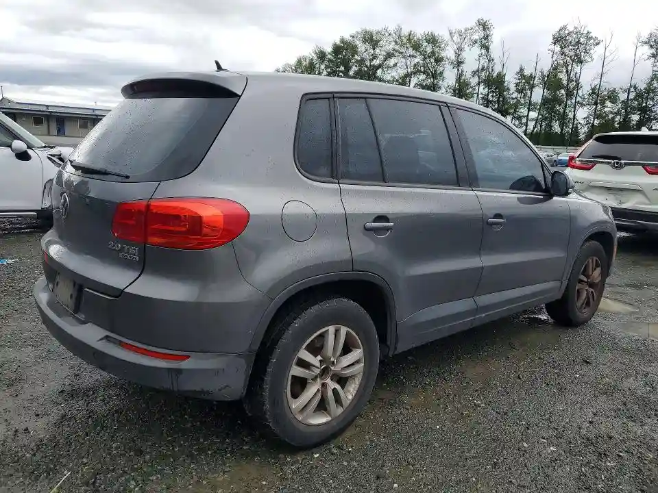 WVGBV3AX5DW584594 2013 VOLKSWAGEN TIGUAN-2