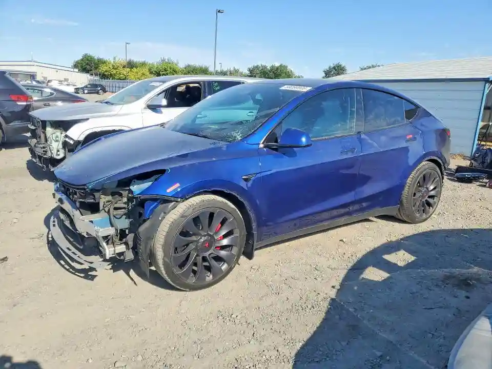 7SAYGDEF8NF565563 2022 TESLA MODEL Y-0