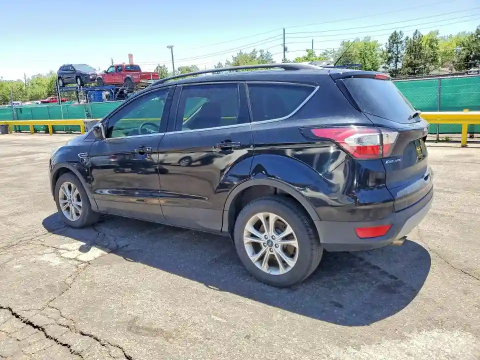 1FMCU9GD1HUC03798 2017 FORD ESCAPE-1