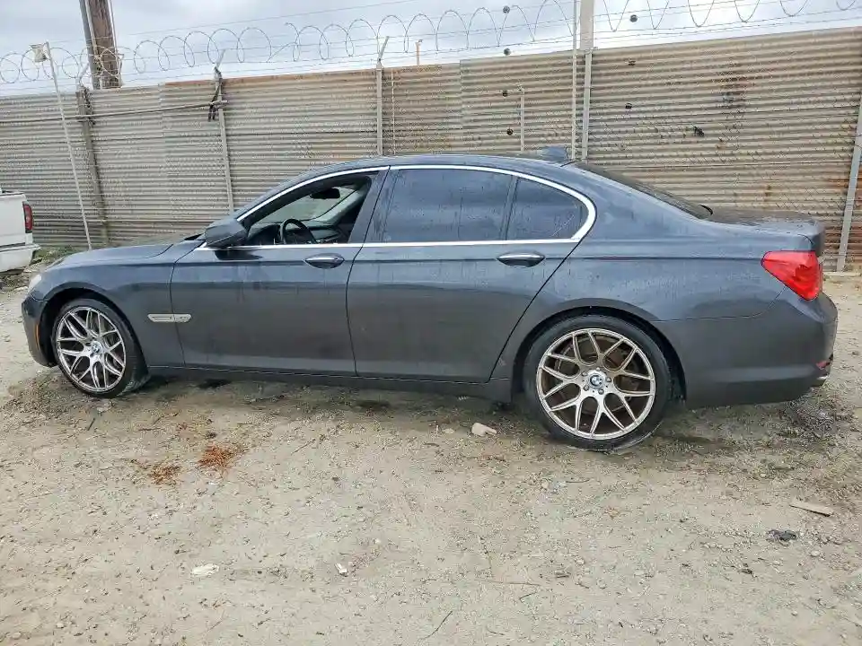 WBAKC6C54BC394238 2011 BMW 7 SERIES-1
