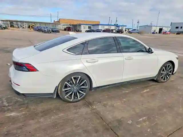 1HGCY2F82SA068202 2025 HONDA ACCORD-2