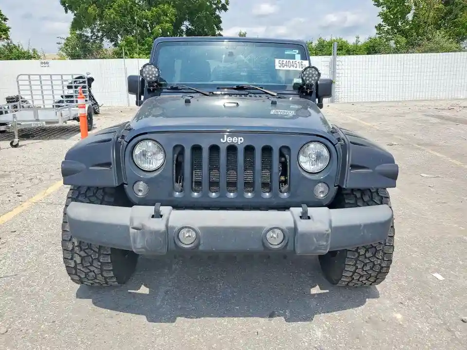 1C4BJWDG8JL822786 2018 JEEP WRANGLER-4