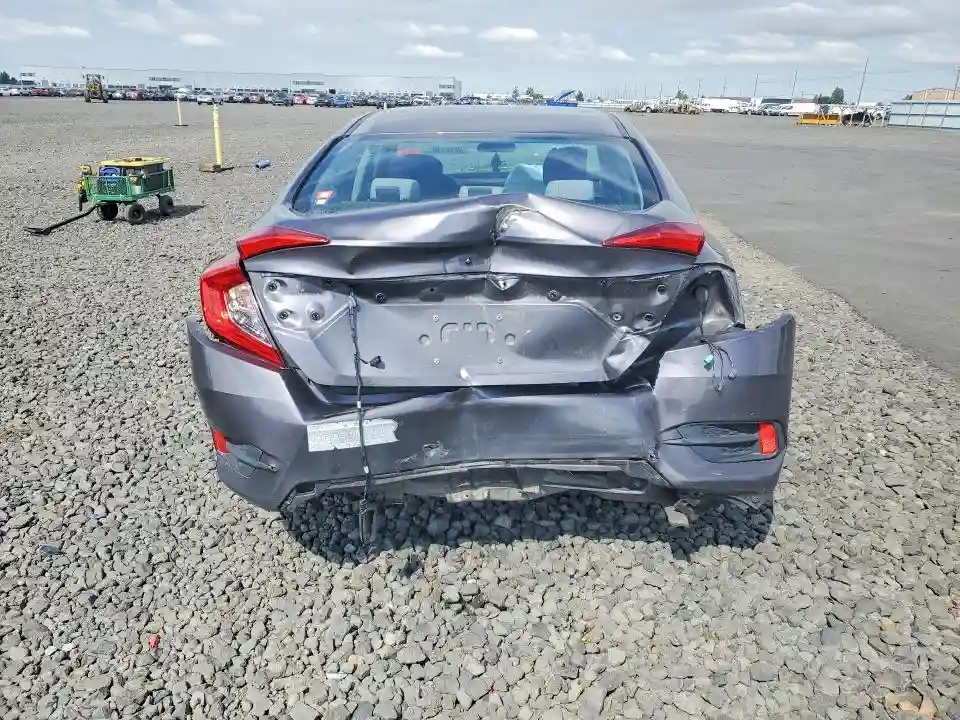 2HGFC2F5XJH559912 2018 HONDA CIVIC-5