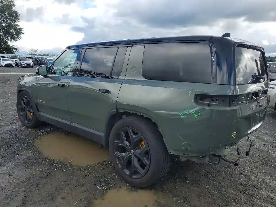 7PDSGABLXPN007917 2023 RIVIAN RIS-1