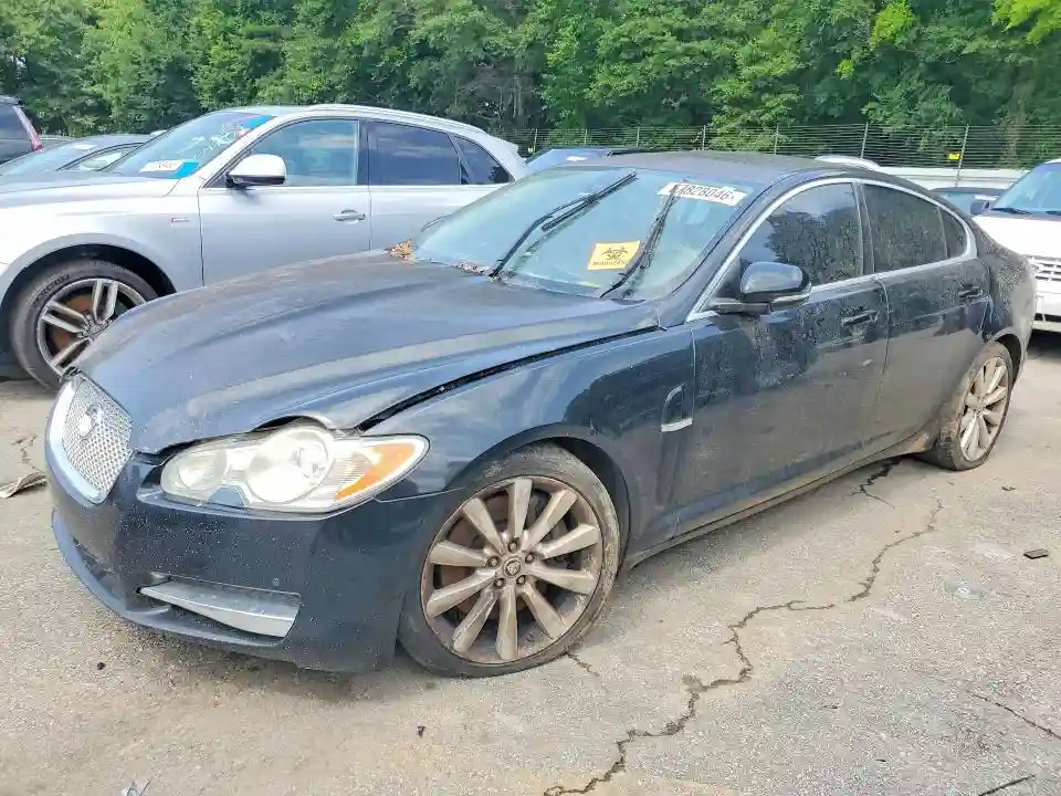SAJWA0GB1BLS06896 2011 JAGUAR XF-0