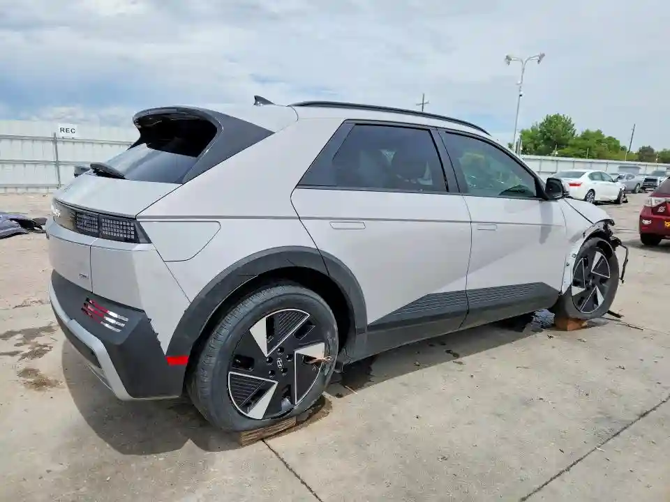 7YAKNDDC3SY034596 2025 HYUNDAI IONIQ-2