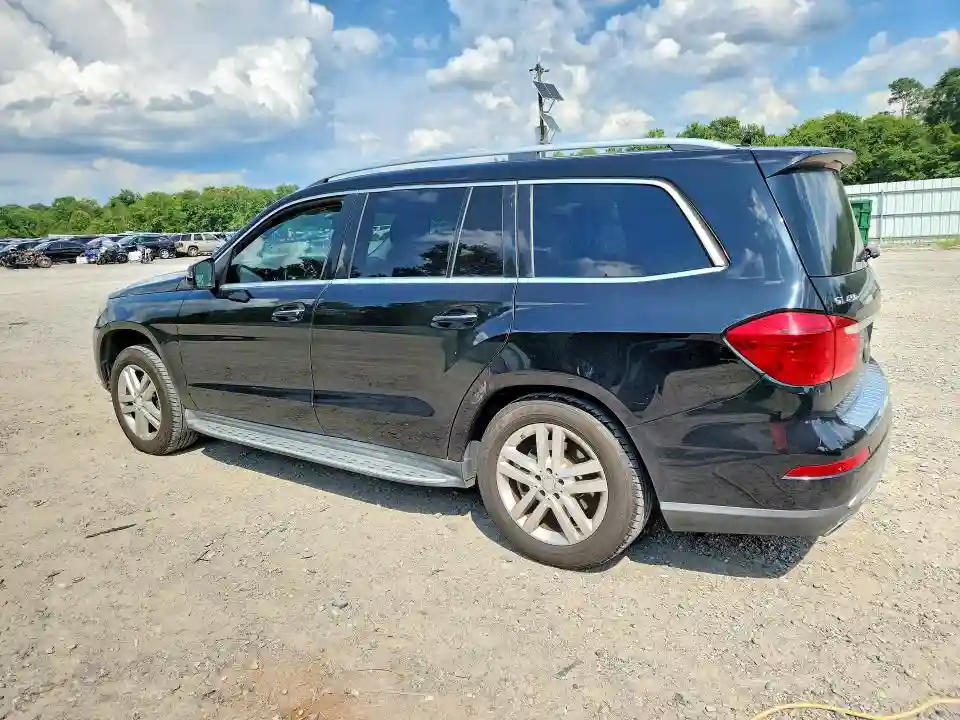 4JGDF6EE2GA709777 2016 MERCEDES-BENZ GL-CLASS-1
