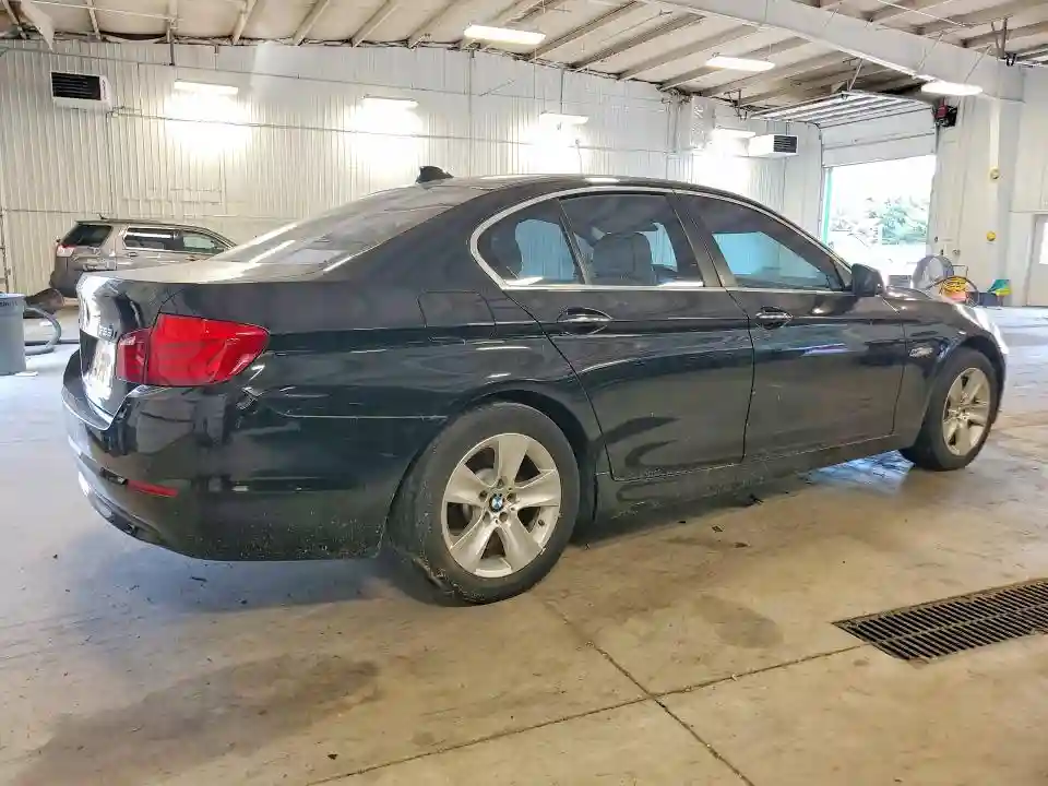 WBAXH5C54DD112050 2013 BMW 5 SERIES-2