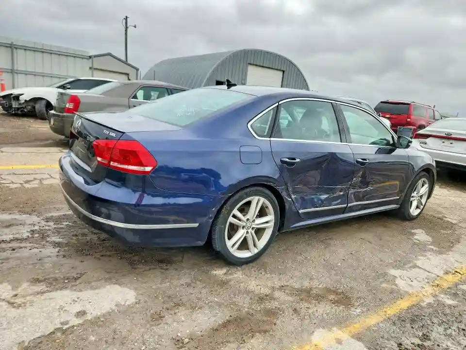 1VWCN7A34EC048362 2014 VOLKSWAGEN PASSAT-2