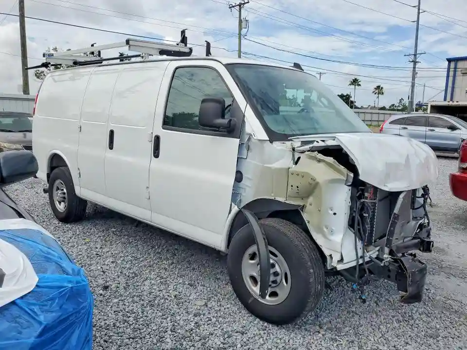1GCWGAFP3S1149984 2025 CHEVROLET EXPRESS-3