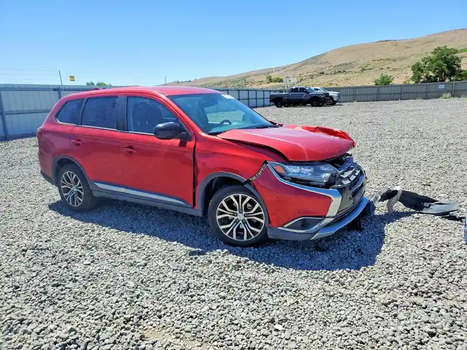 JA4AZ3A36JZ036268 2018 MITSUBISHI OUTLANDER-3