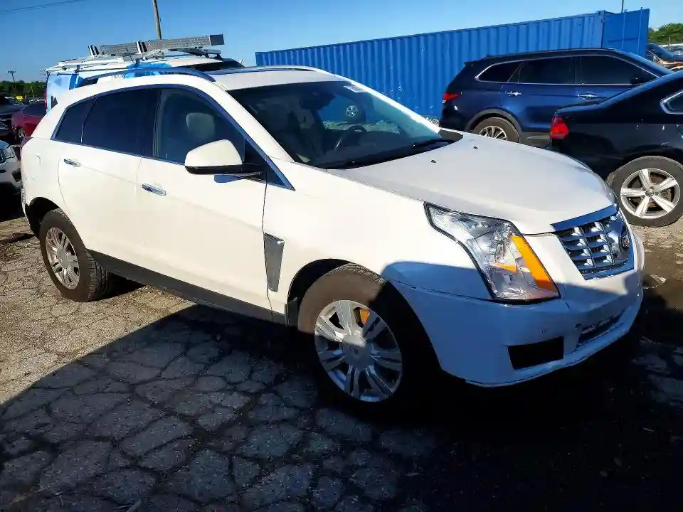 3GYFNBE38GS573798 2016 CADILLAC SRX-3
