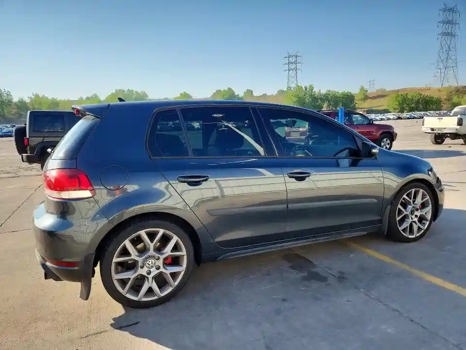 WVWHV7AJ2DW140011 2013 VOLKSWAGEN GTI-2
