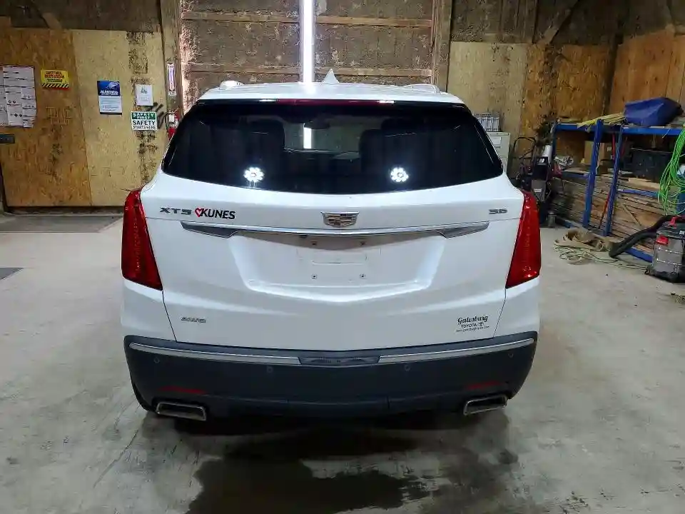 1GYKNDRS1HZ305420 2017 CADILLAC XT5-5