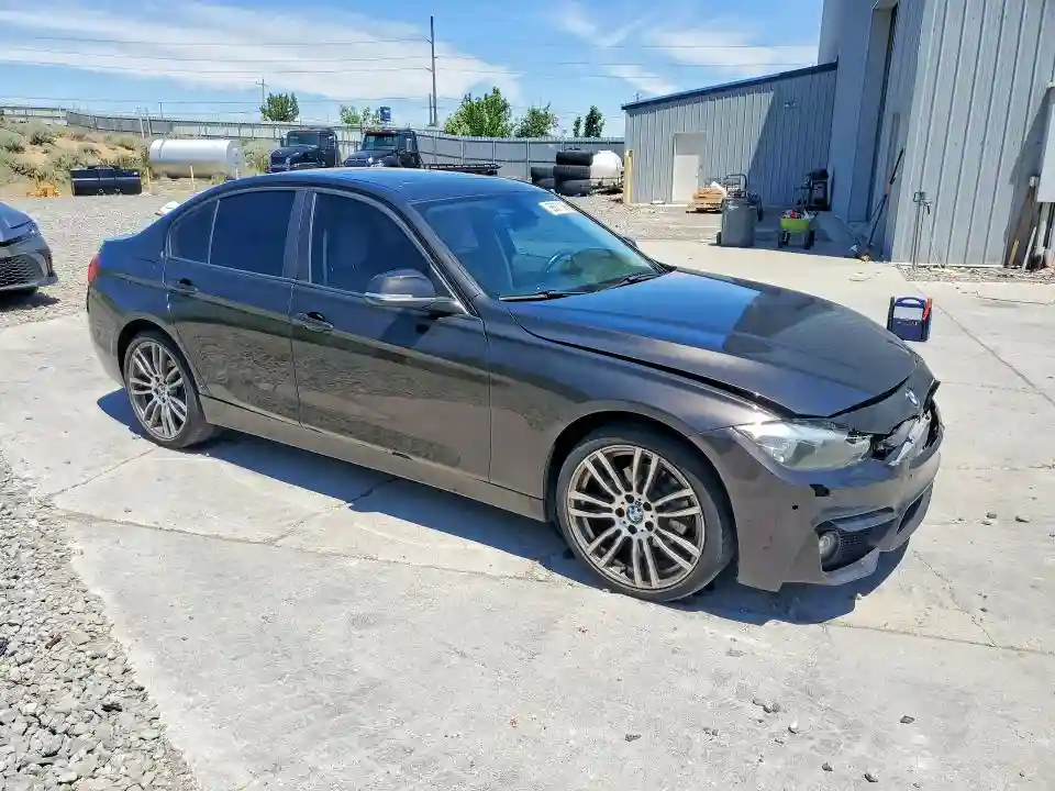 WBA8E1G58GNT35013 2016 BMW 3 SERIES-3