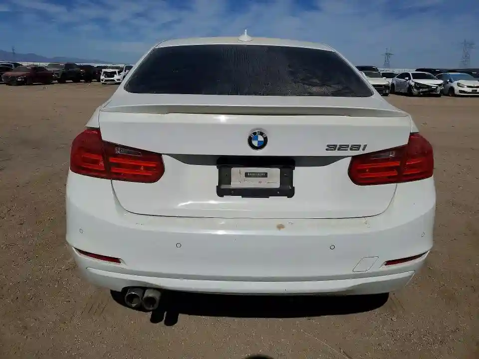WBA3C1C56FK119232 2015 BMW 3 SERIES-5